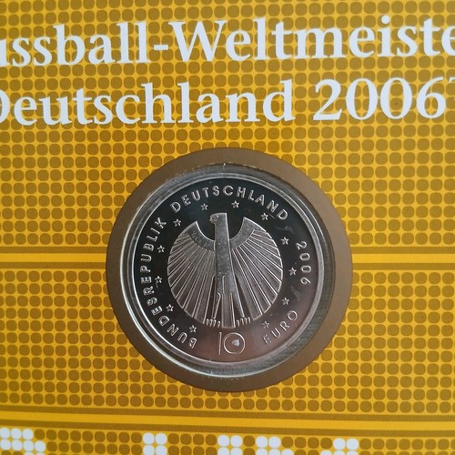 Euro gedenkmùnze fussball - 10,